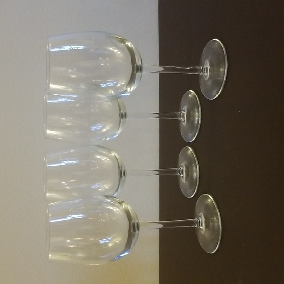 4 peice wine glass - Picture 2 of 5